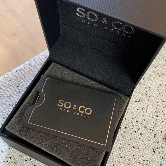 NIB SO&CO Black and Gold Discontinued Madison Watch, Stainless Steel Mesh Band - Picture 9 of 14